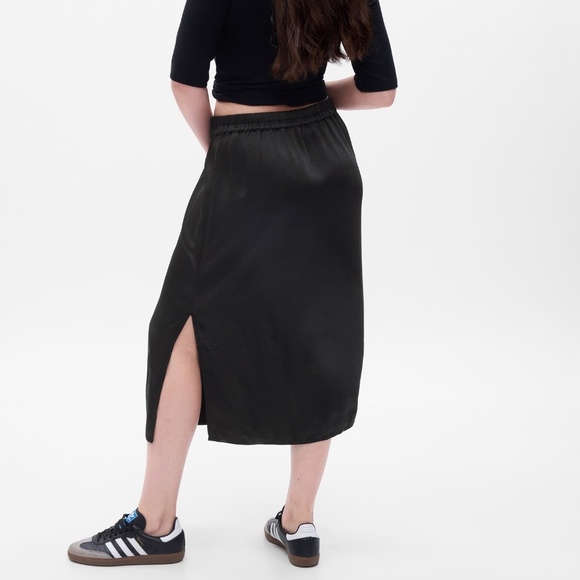 NWT Gap Satin Midi Slip Skirt - Picture 2 of 4
